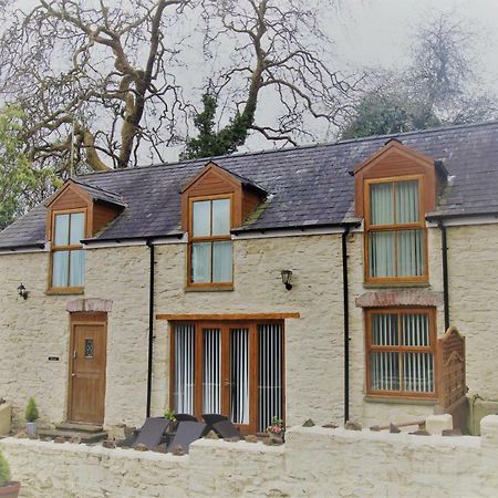 Vila Rose Coach House Pendine Exteriér fotografie